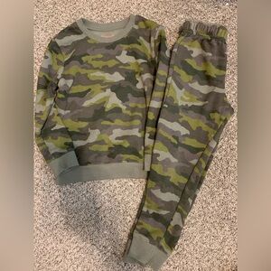 5T Cat & Jack Army sweatpants and sweater set